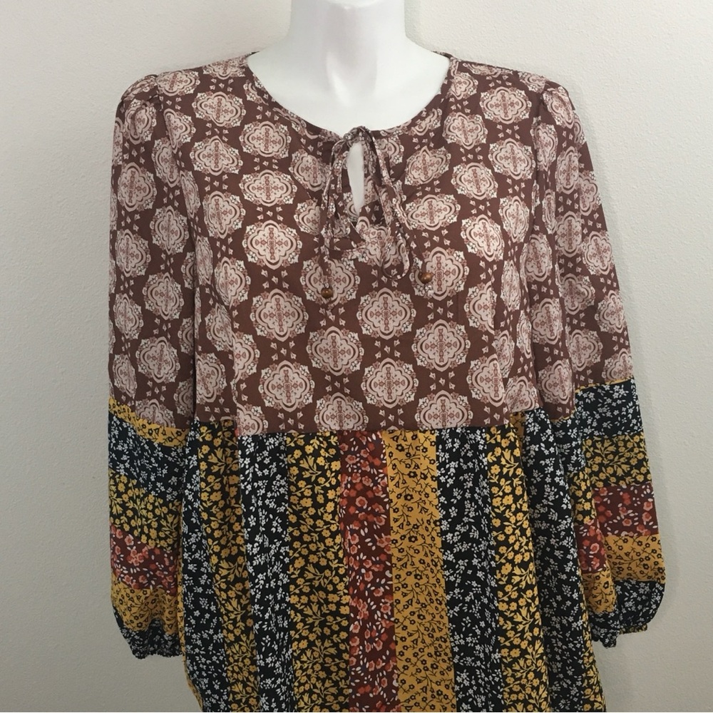 Multi Color Long Sleeve Relaxed Tunic - Picture 4 of 10
